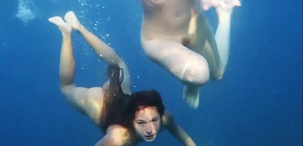  2 Hot Girls naked in the sea swimming